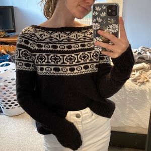 American Eagle Sweater